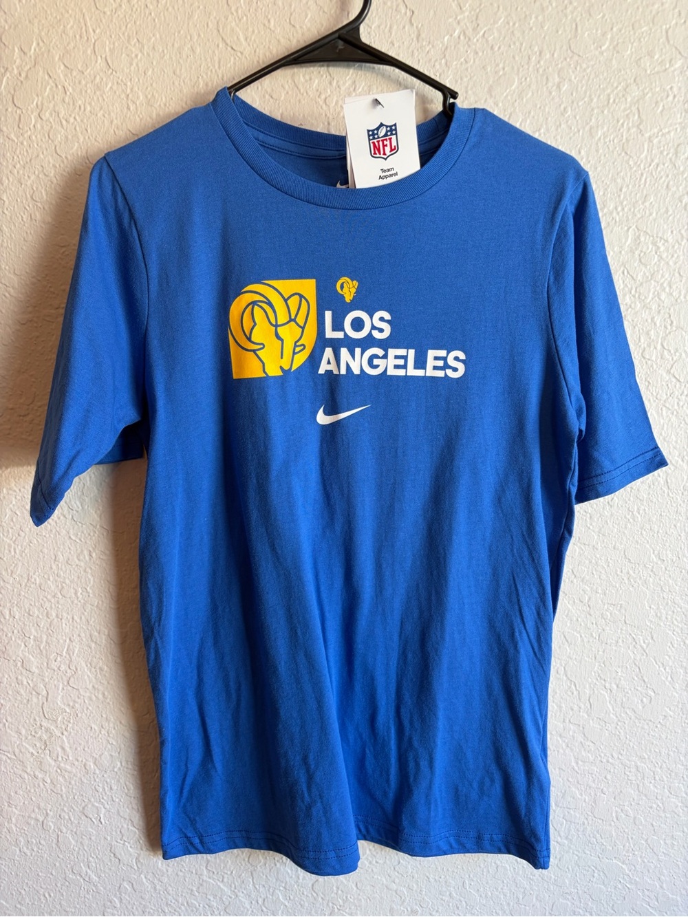 NWT Los Angeles Rams Nike Blue T-Shirt - Youth XL NFL